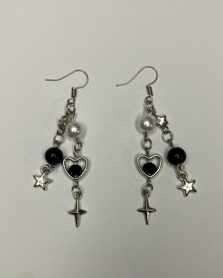 CHARMING EARRINGS