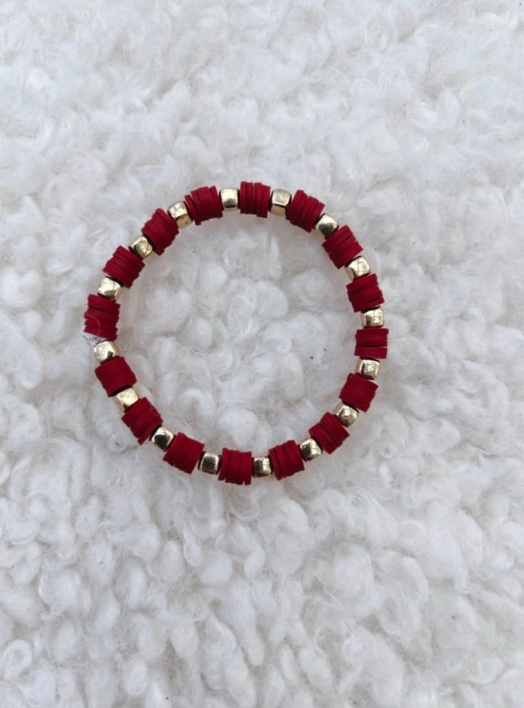 CLAY BEAD BRACELET