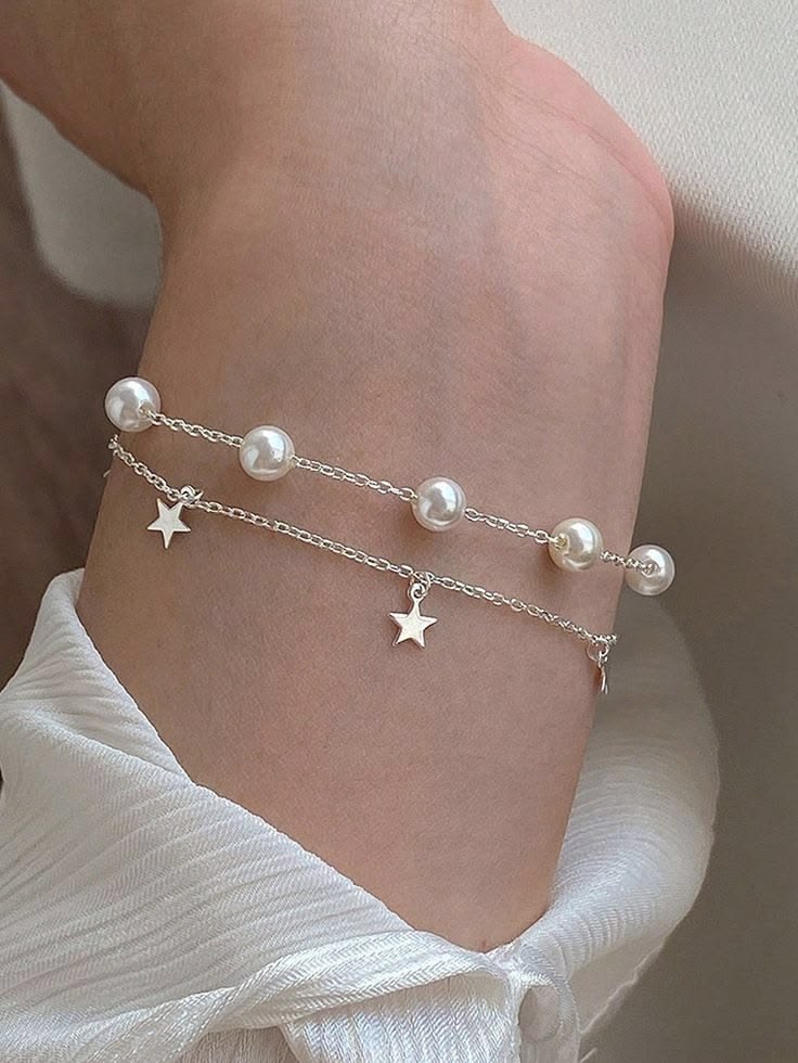 STAR AND PEARL BRACLET